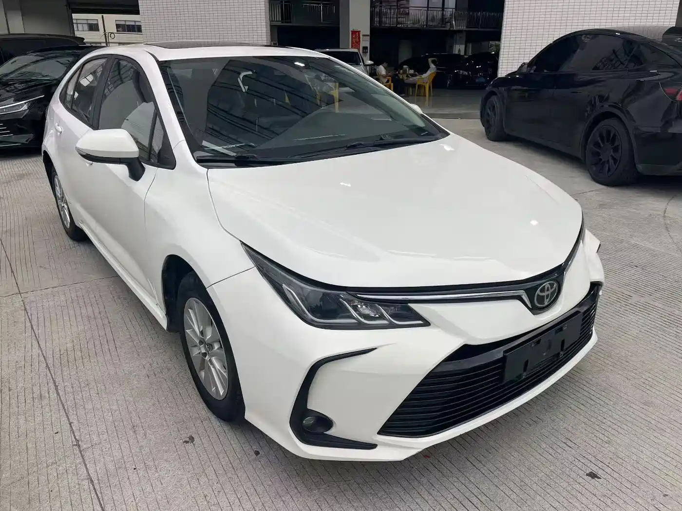 Toyota Corolla 2019 1.2T S-CVT GL-i Elite Edition фото 3