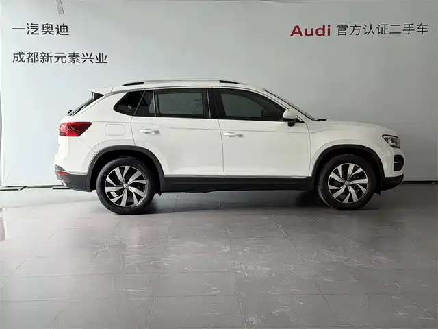 Volkswagen Tayron 2019 Expedition 280TSI 2WD Luxury (China VI) — фото 3