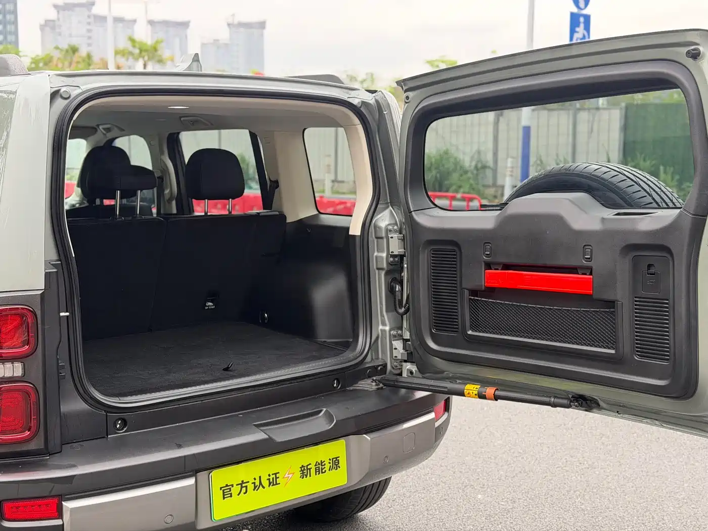 Haval Meng Long NEV 2023 Hi4 102 Explorer Edition фото 22