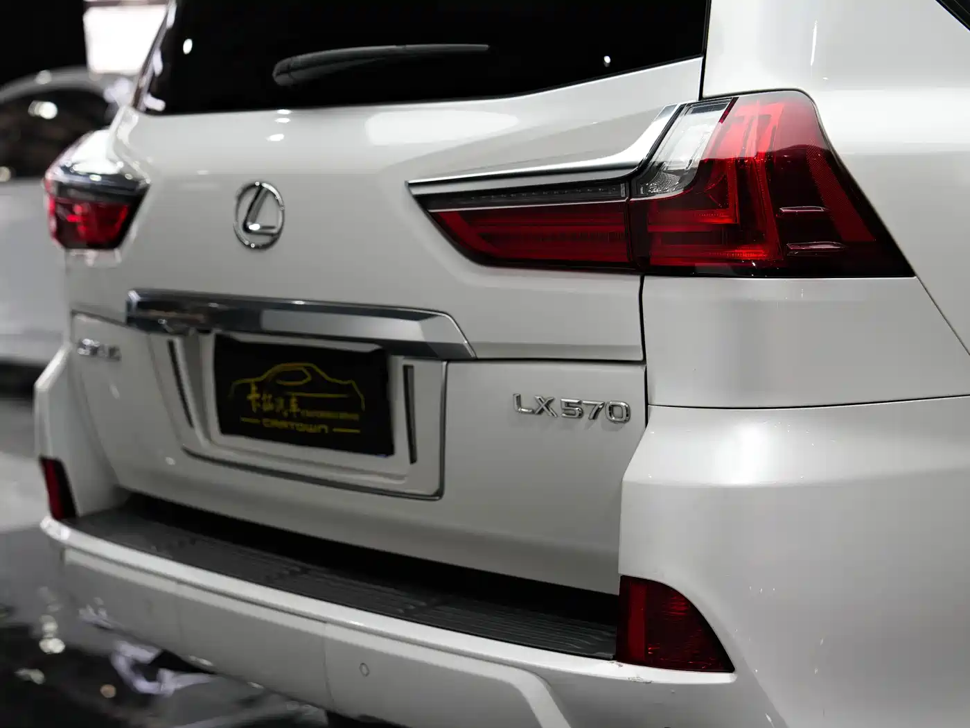 Lexus LX 2019 570 Prestige Luxury Edition фото 9