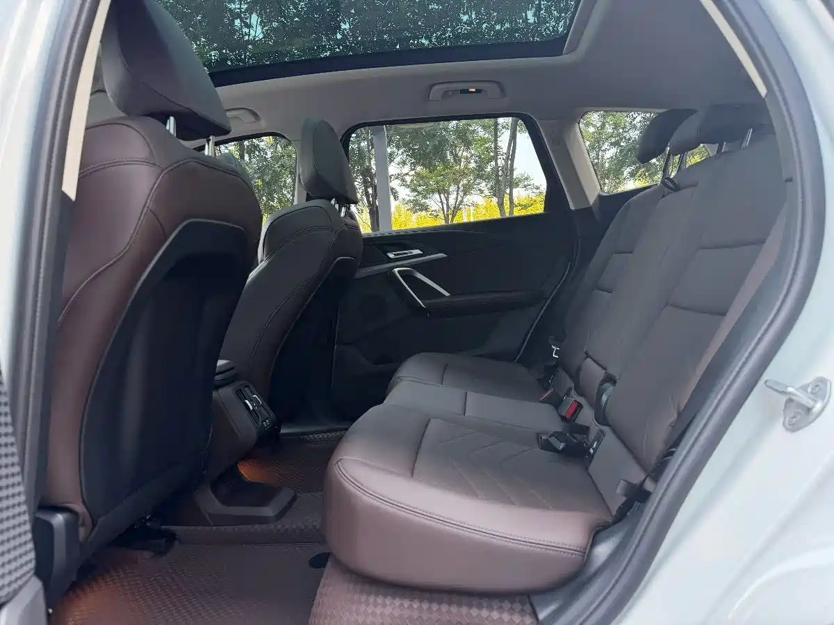 BMW iX1 2025 2025 eDrive25L M Sport Package