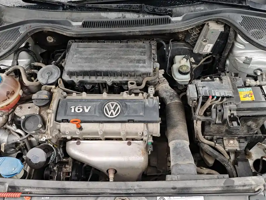 Volkswagen Polo 2013 1.4L Manual Trend Edition фото 10