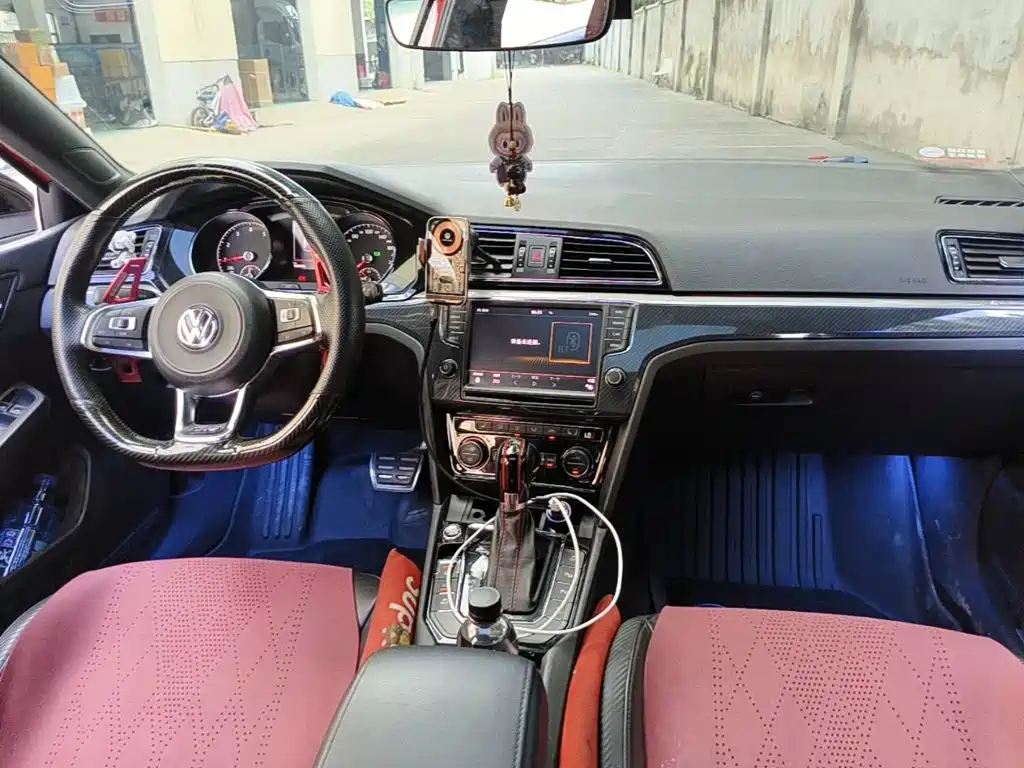 Photo 11 - Volkswagen Lamando