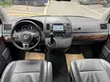 Photo 5 - Volkswagen Multivan