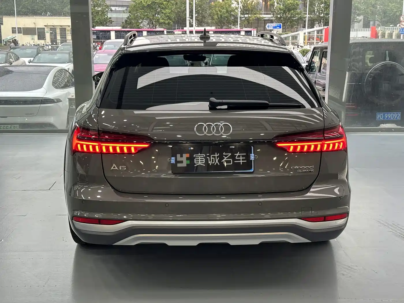 Audi A6 (Import) 2024 2024 allroad quattro 55 TFSI Premium Off-road