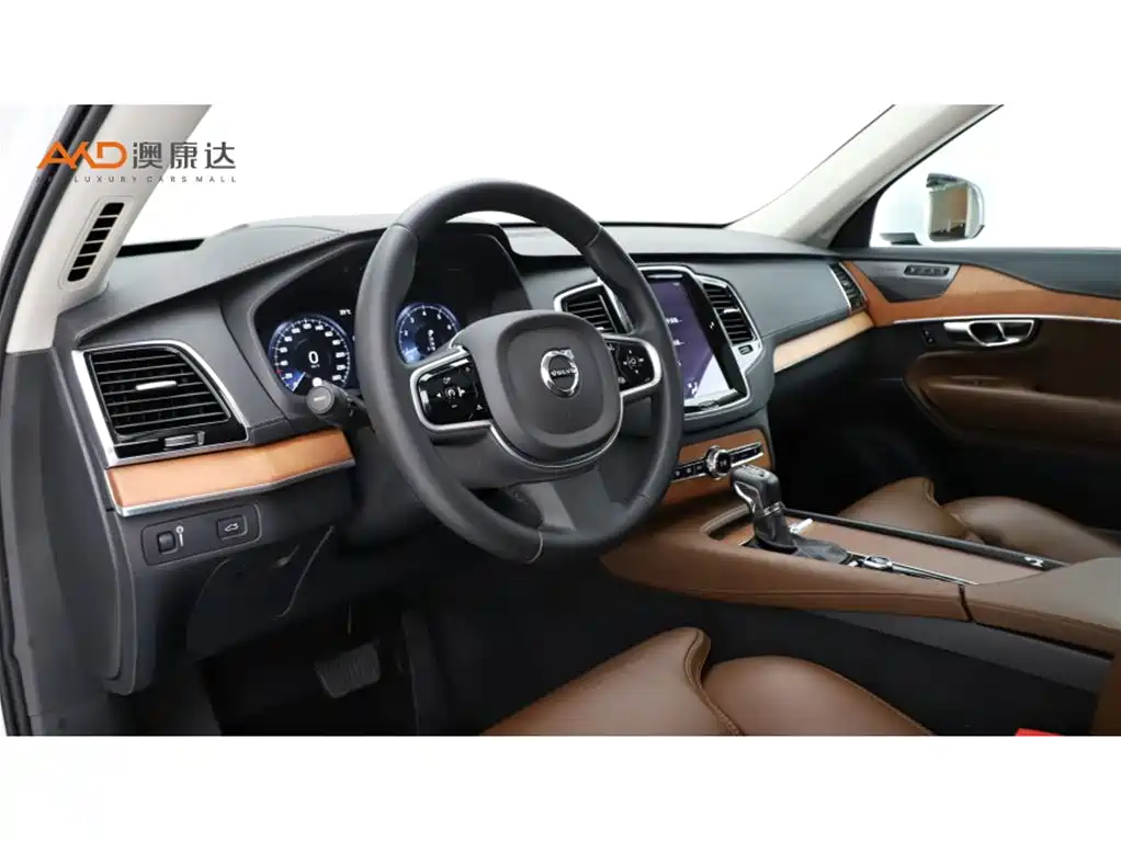 صورة 6 - Volvo XC90