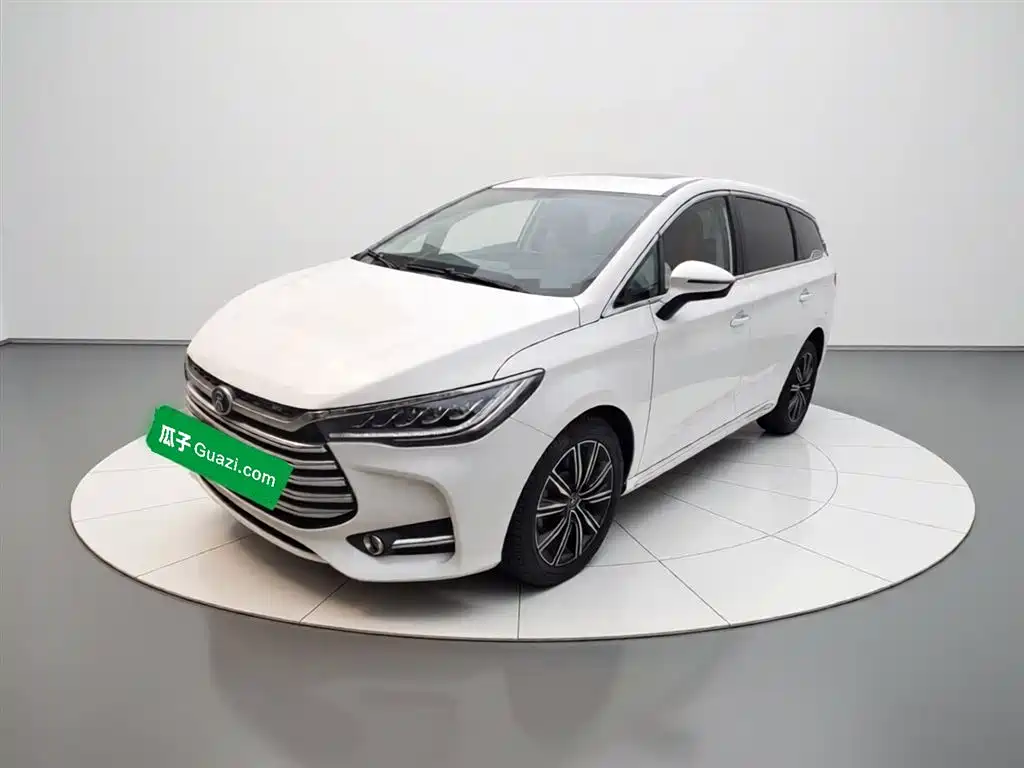 BYD Song MAX New Energy 2019 DM 1.5T Smart Connect Advance 6-seater China VI