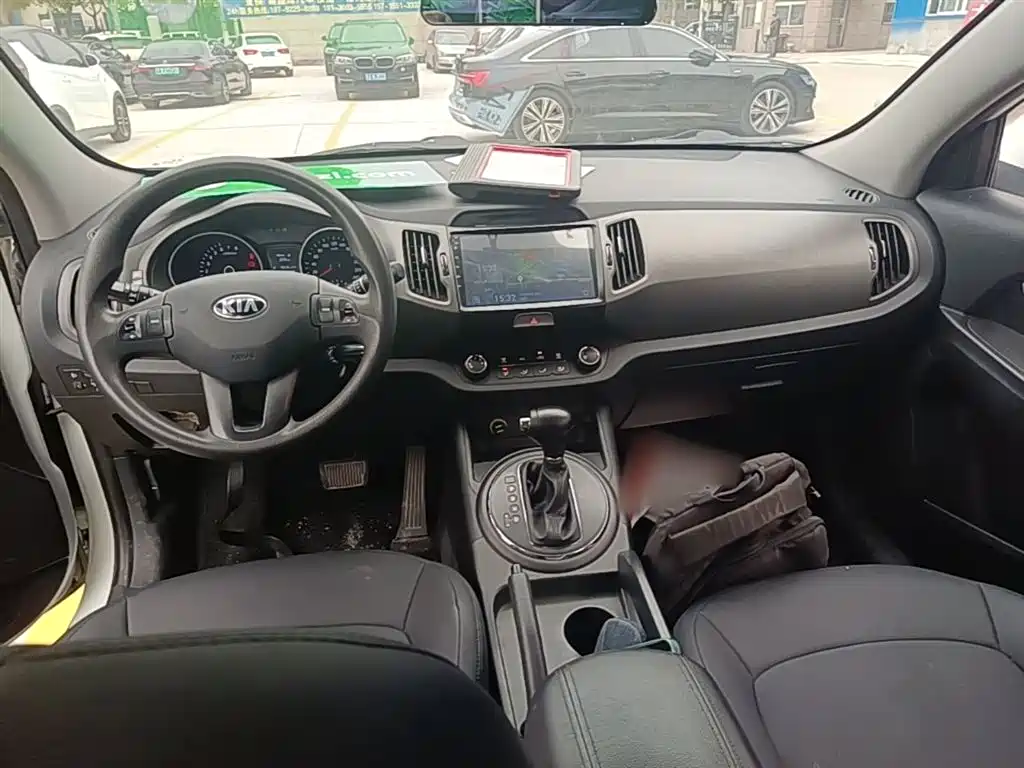 Kia Sportage 2016 2.0L Automatic 2WD GL фото 10