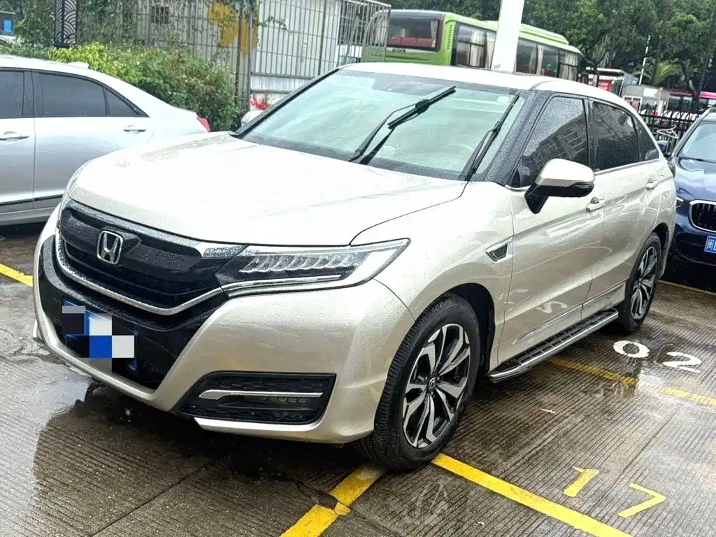 Honda UR-V 2017 2017 240TURBO 2WD Luxury Edition China V