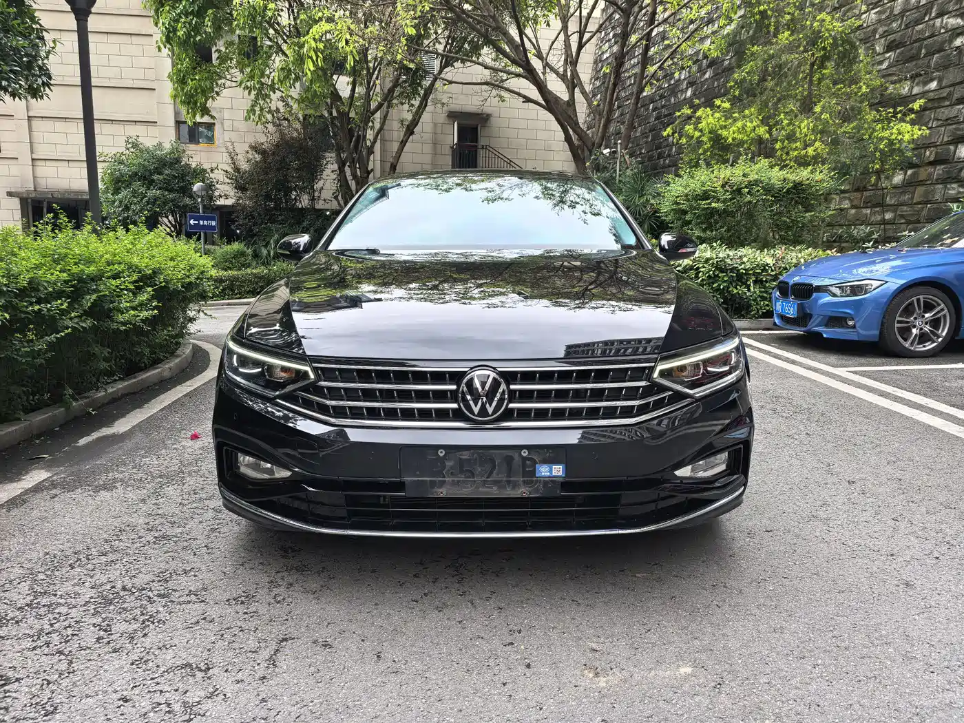 Volkswagen Magotan 2023 2 Million Units Commemorative Edition 280TSI DSG Comfort фото 2