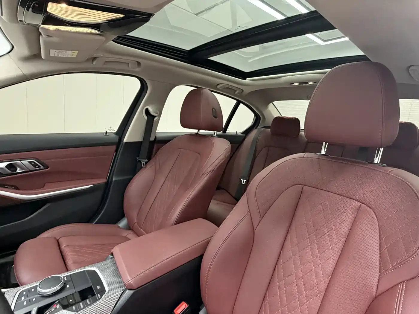 BMW 3 Series 2023 320Li M Sport Package фото 13