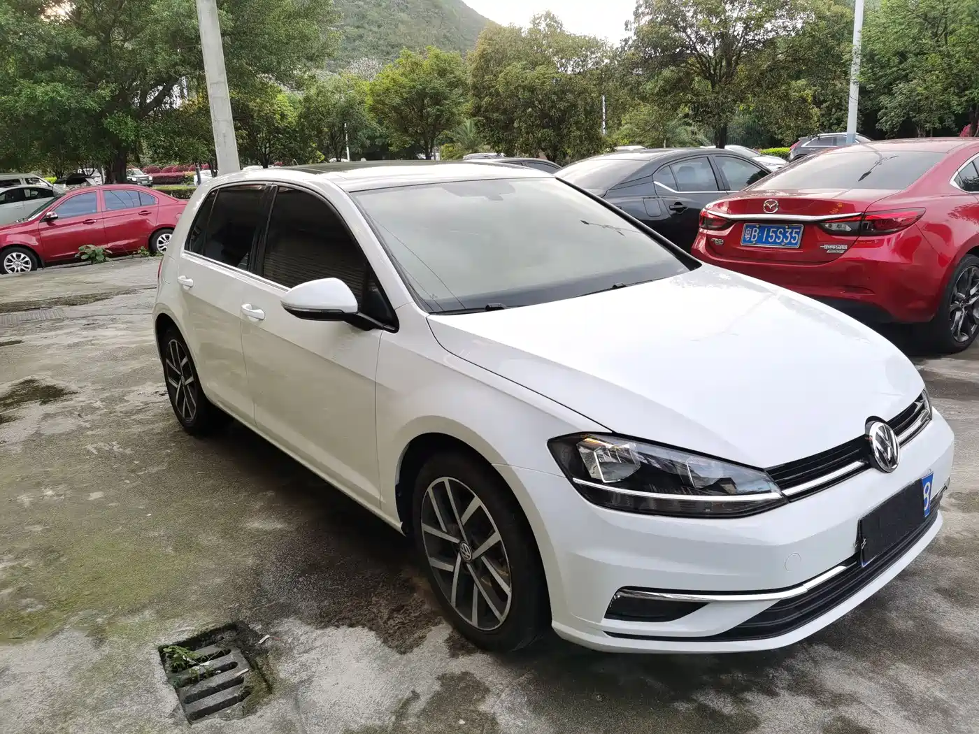 Volkswagen Golf 2020 Beloved Edition 280TSI DSG Comfort фото 2