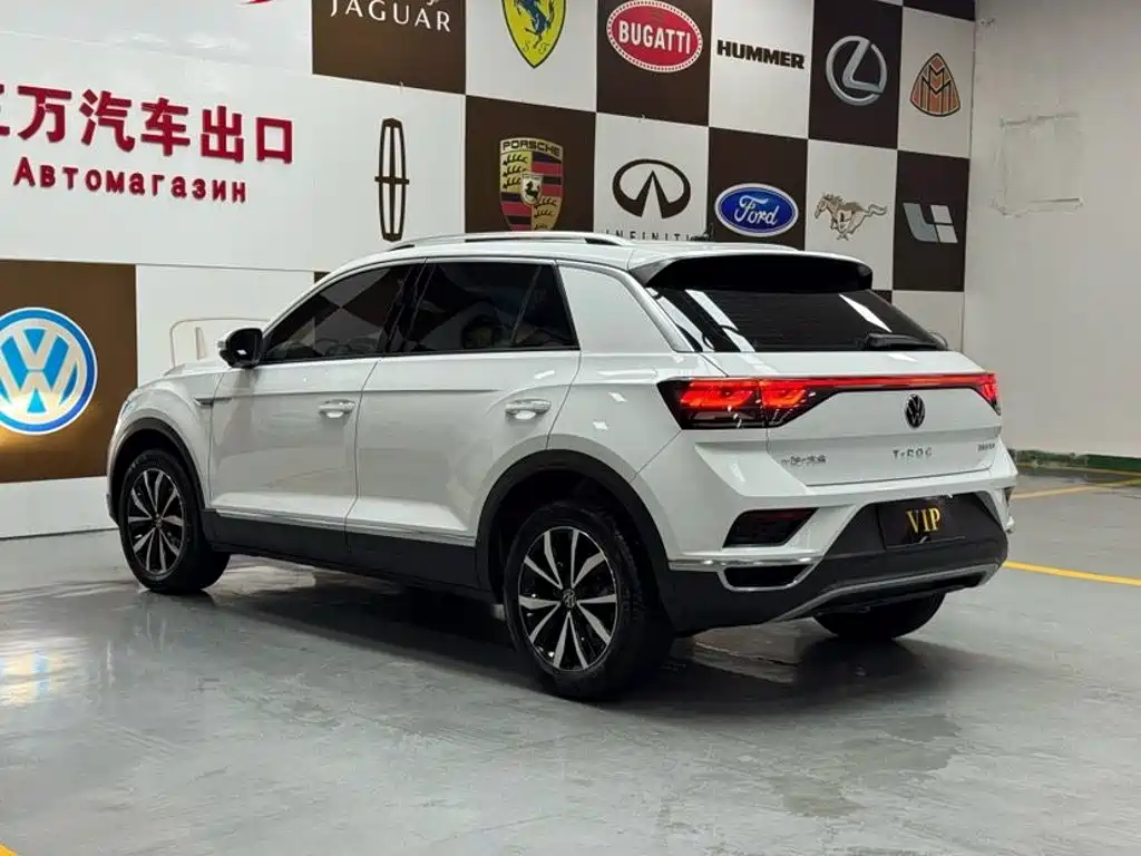 Фото 4 - Volkswagen T-ROC