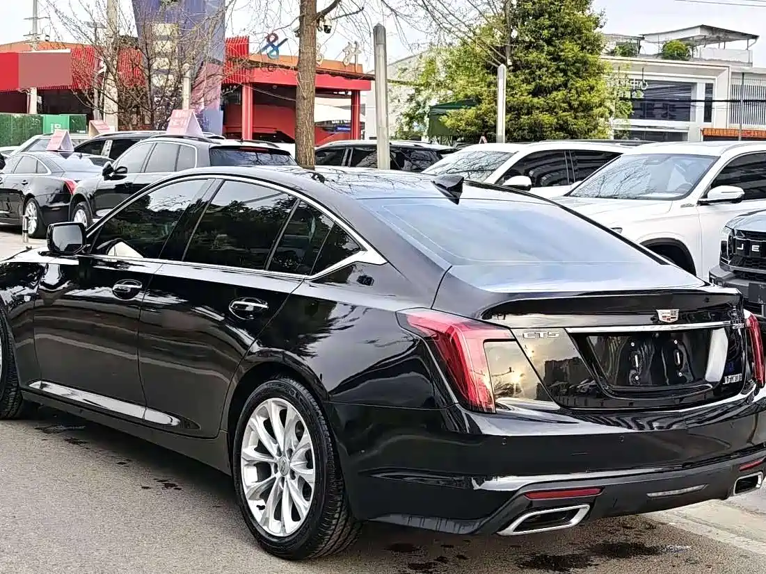 CADILLAC CT5