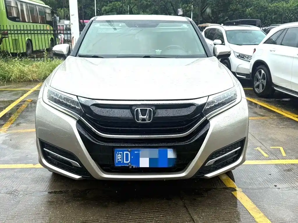 Honda UR-V 2017 2017 240TURBO 2WD Luxury Edition China V