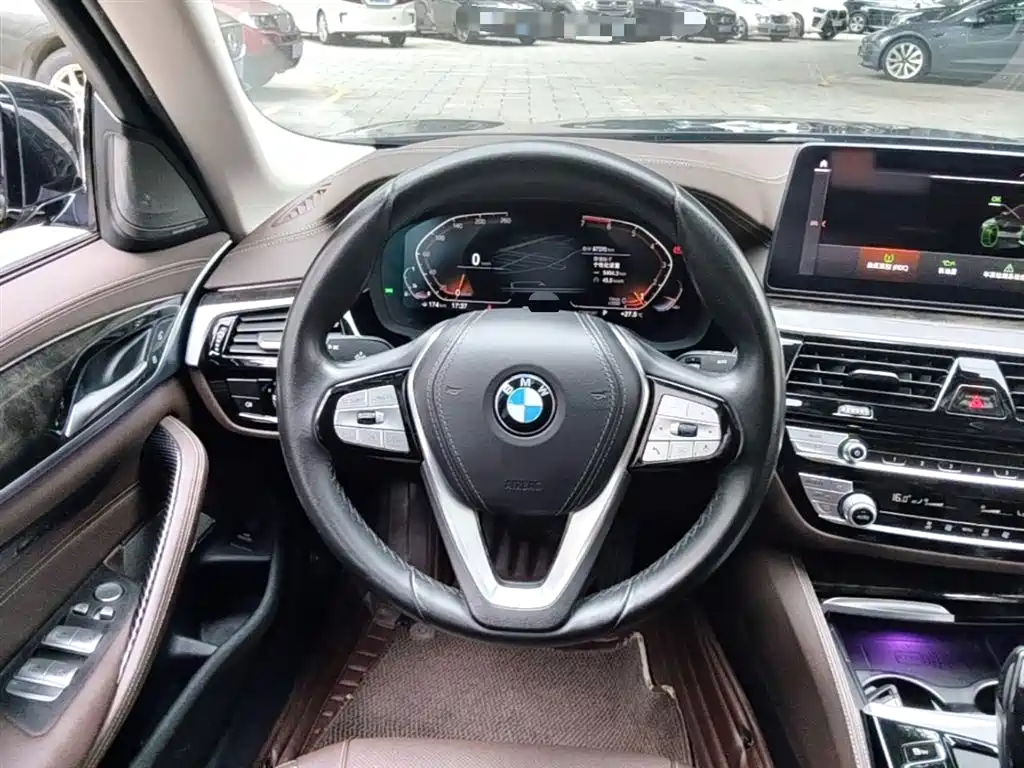 BMW 5-SERIES