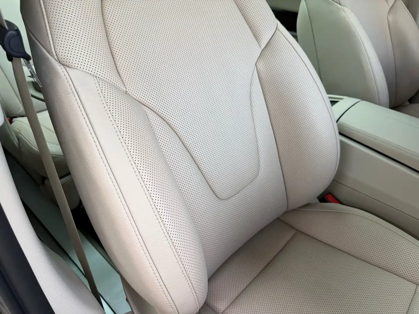 Mercedes-Benz V-Class 2017 Model V 260 Premium Edition фото 49