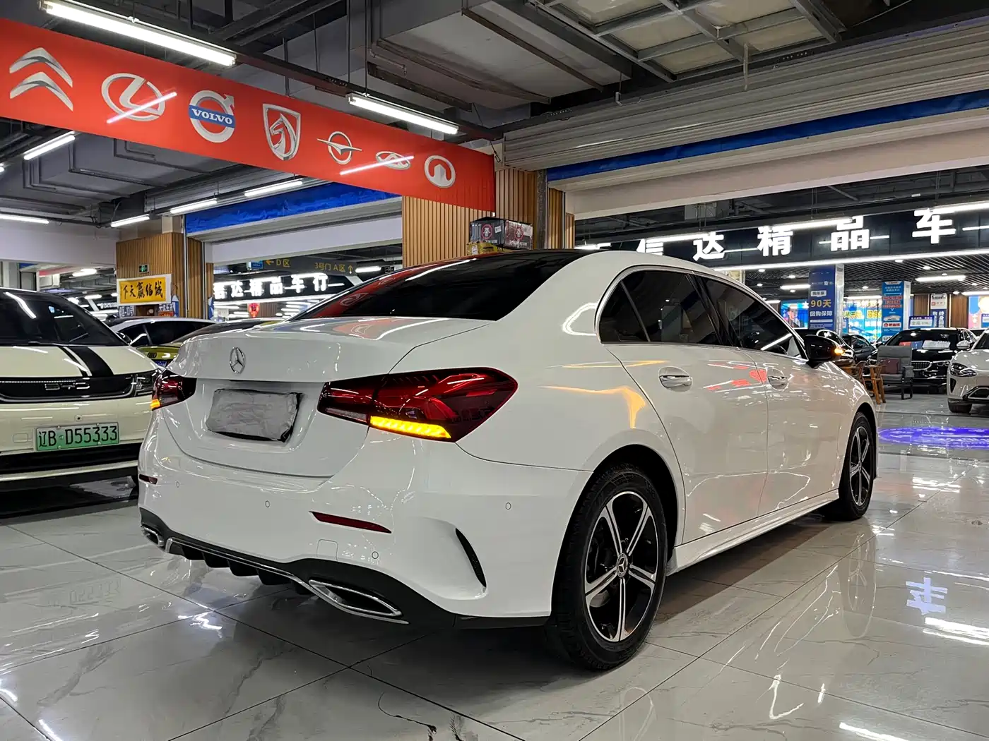 Mercedes-Benz A-Class 2022 Facelift A 200 L Sport Sedan Dynamic фото 5