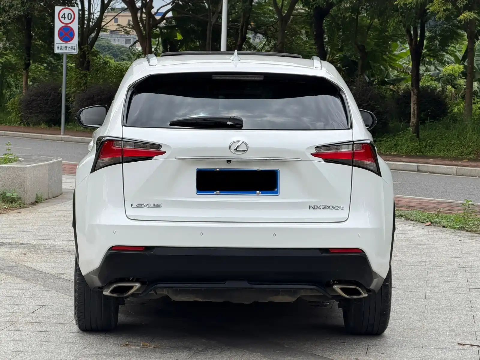 Фото 15 - Lexus NX