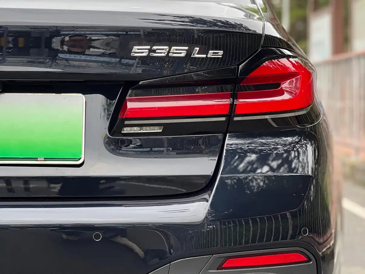 BMW 5 SERIES NEW ENERGY