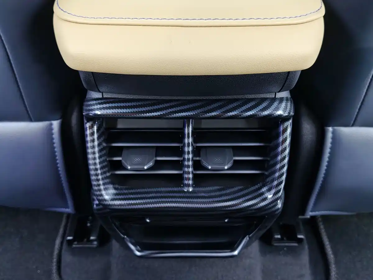 Geely Boyue L 2023 2023 1.5TD DCT Premium