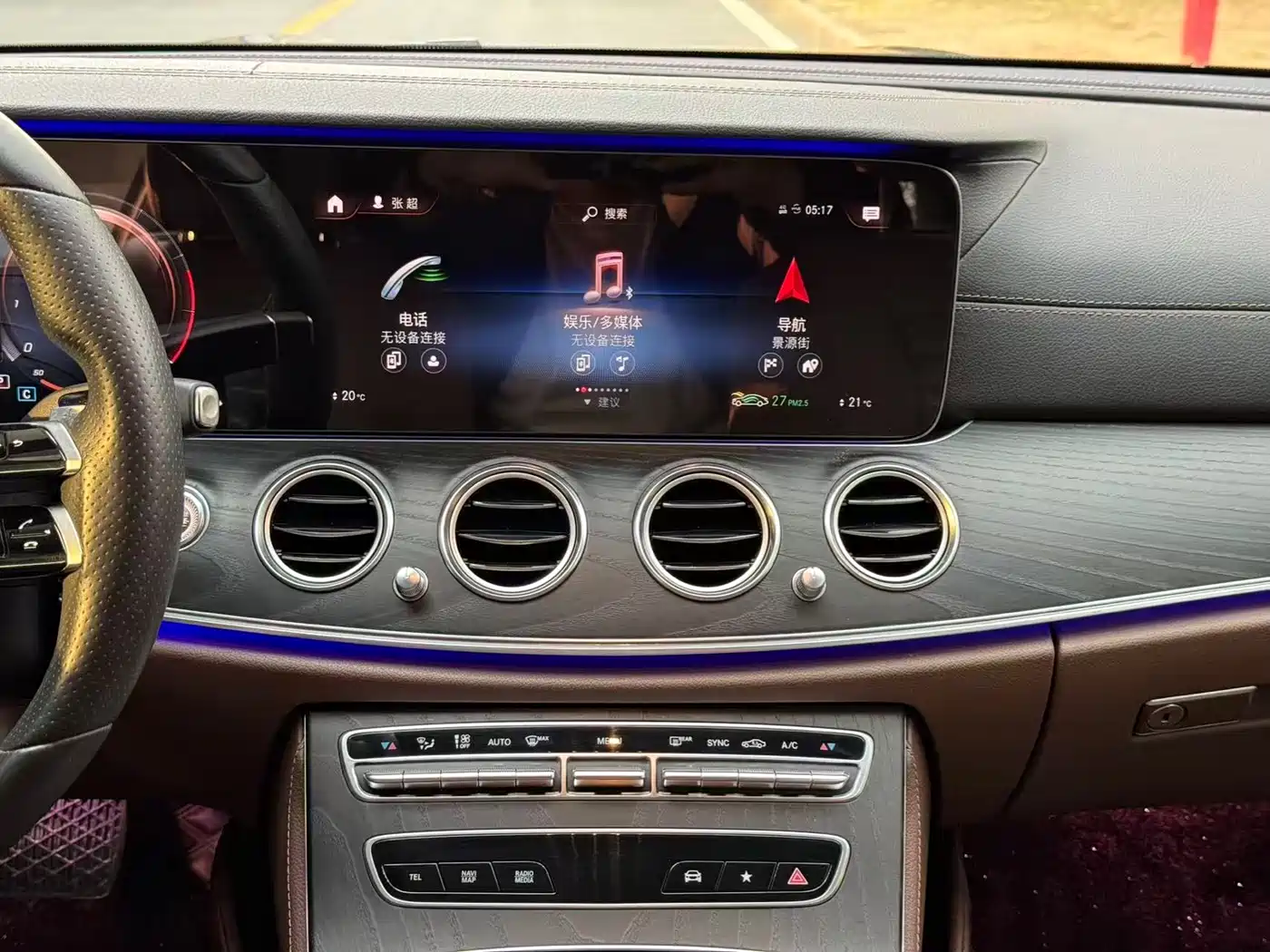 MERCEDES-BENZ E CLASS