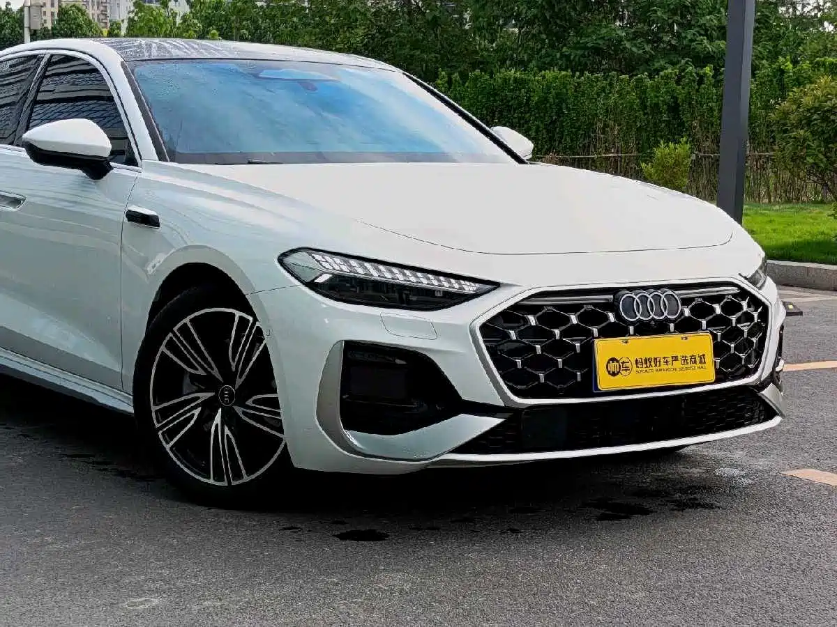 Audi A5L 2025 2.0T Navigation Edition фото 8