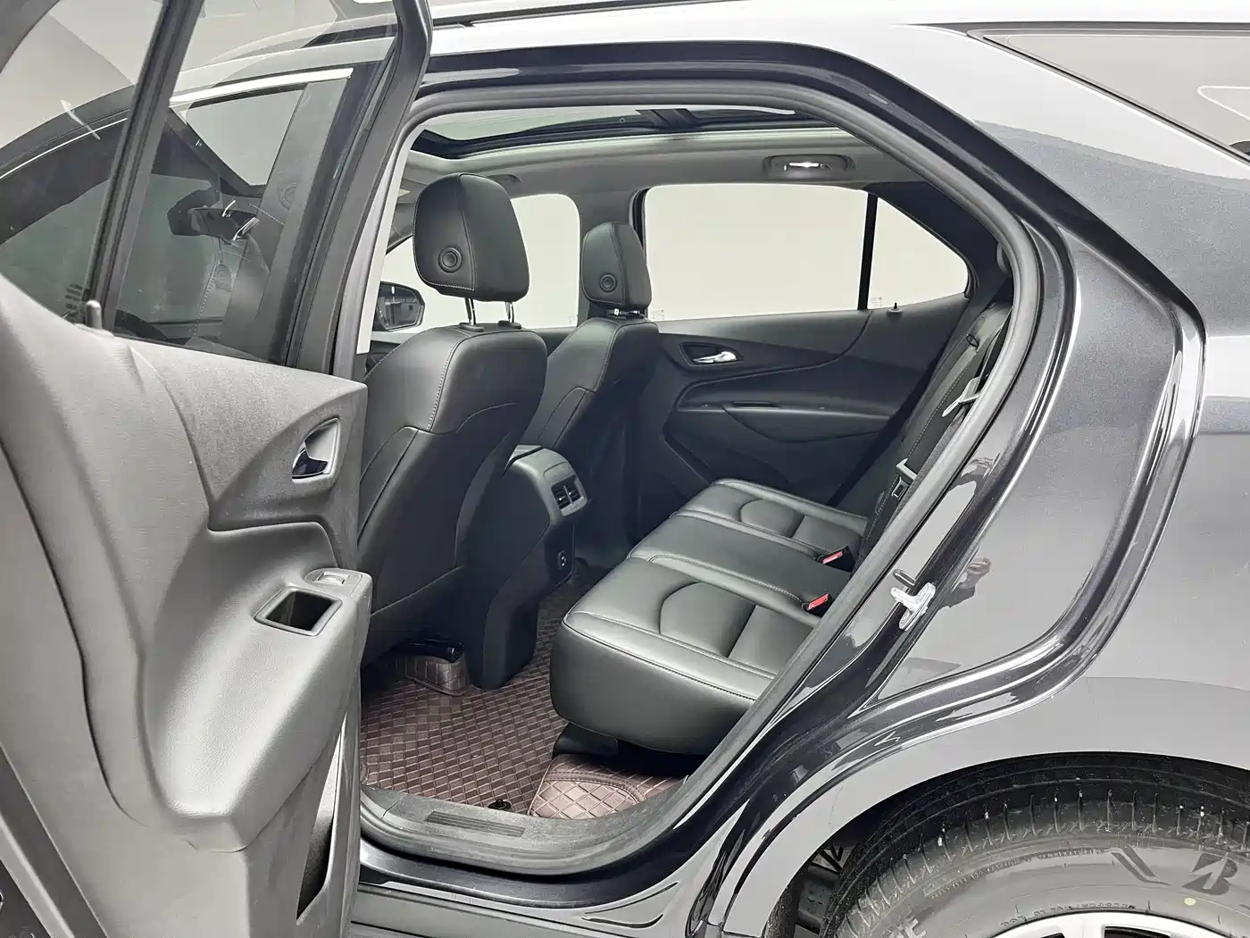 Chevrolet Equinox 2022 535T Galloping Edition фото 9