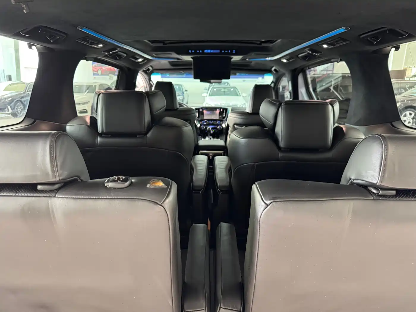 Toyota Alphard 2018 Facelift 3.5L Premium Edition фото 13