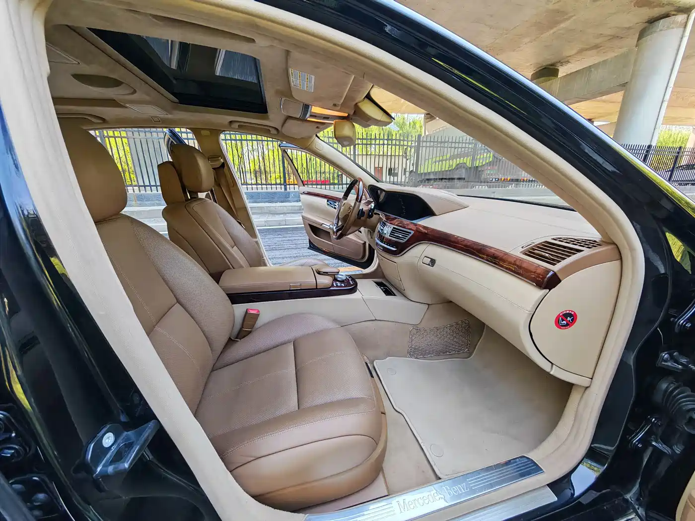 Mercedes-Benz S-Class 2008 Model S 500 L 4MATIC фото 21