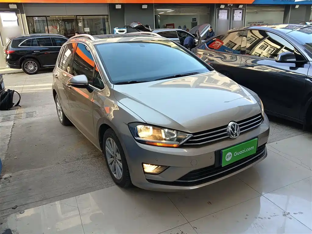 Volkswagen Golf Sportsvan 2018 230TSI Automatic Progressive фото 22
