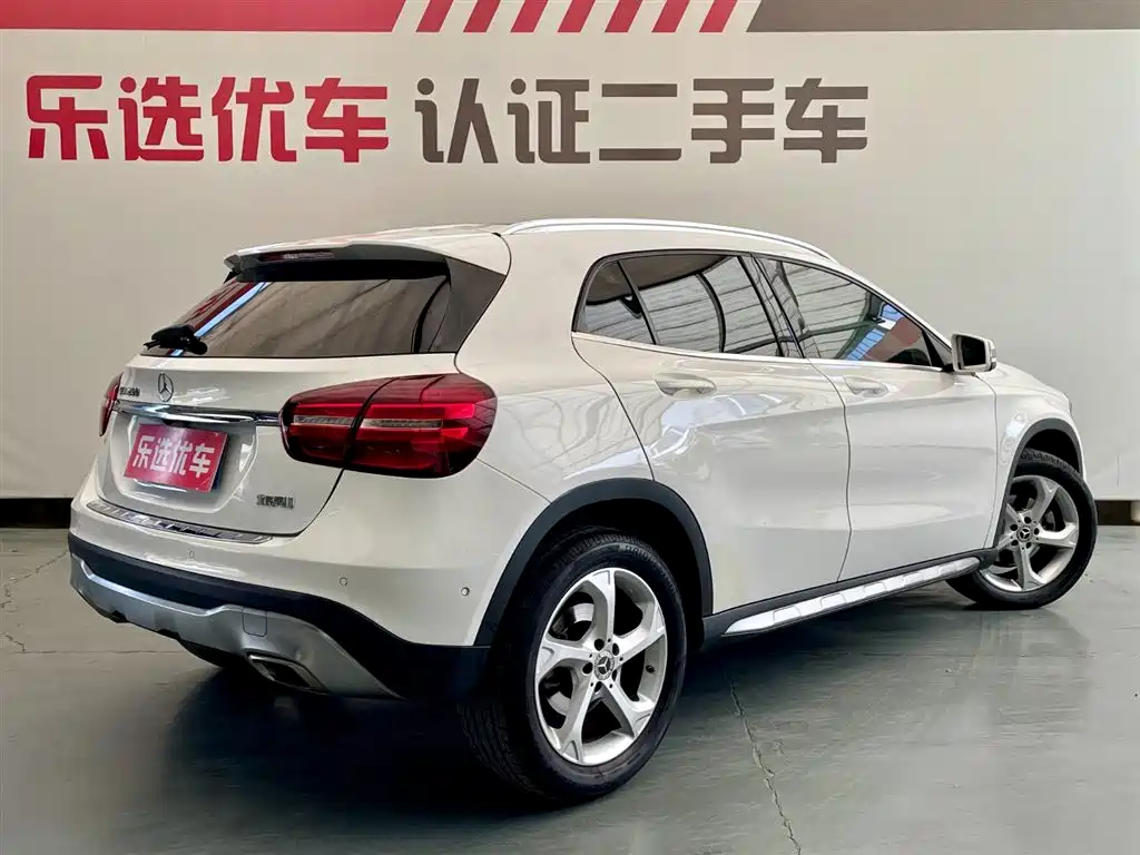 Mercedes-Benz GLA 2019 GLA 200 Dynamic фото 5