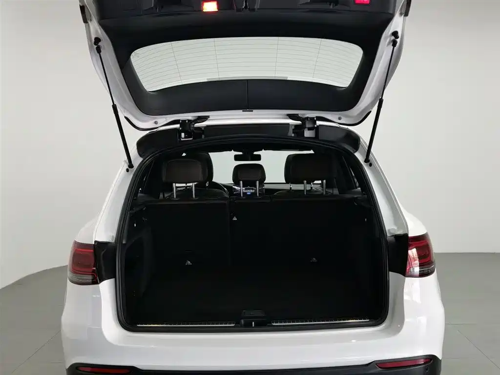 Mercedes-Benz GLC 2021 GLC 260 L 4MATIC Sporty фото 16