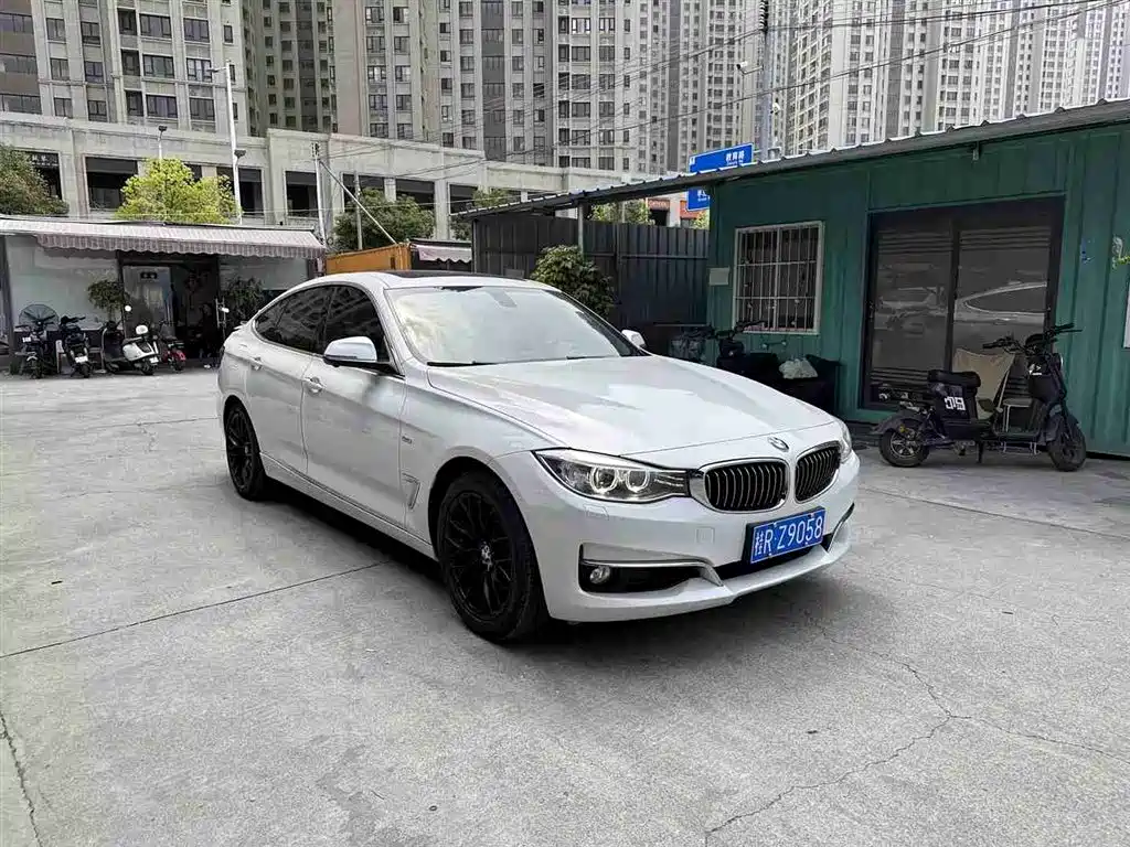 BMW 3 Series GT 2013 320i Style Design Package фото 2