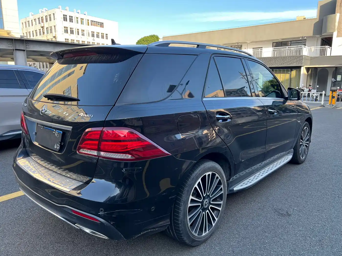 Mercedes-Benz GLE 2017 GLE 400 4MATIC фото 11
