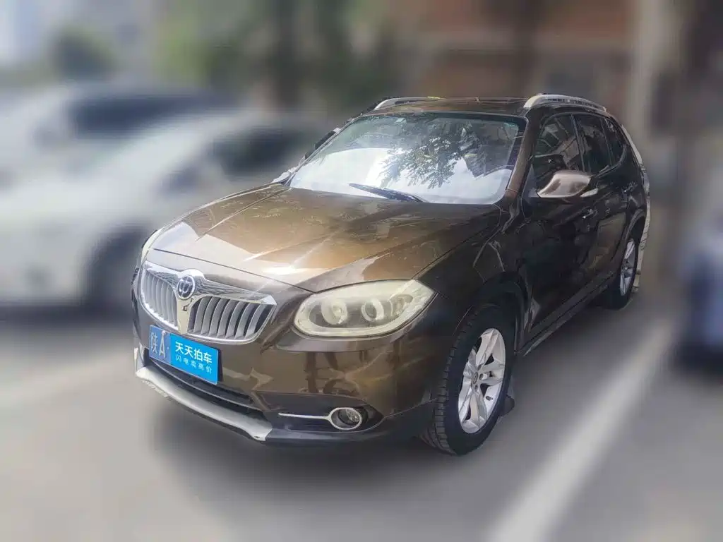 Фото 1 - Zhonghua V5