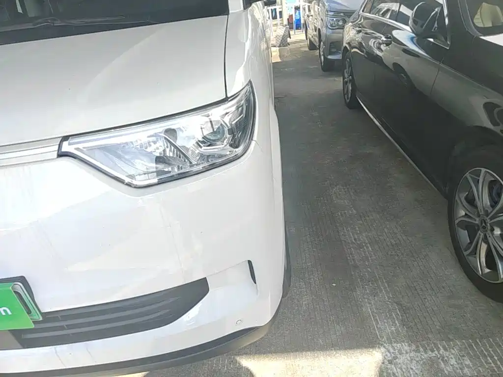 Ruichi New Energy EC75 2025 2025 Passenger Smart Super Charge Edition Surpass Type I 52.16kWh