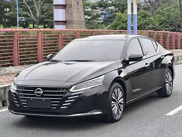 NISSAN TEANA