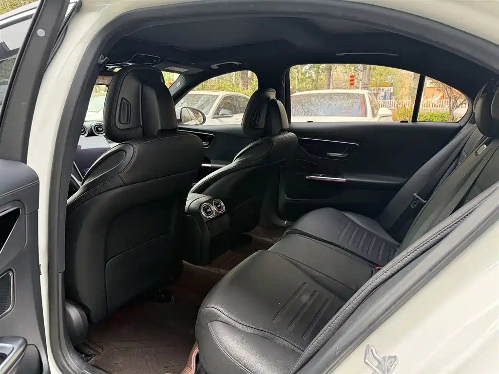 Mercedes-Benz C-Class 2022 Facelift C 260 L Sport фото 5