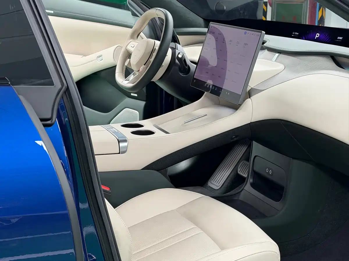 Xiaomi Auto Xiaomi YU7 2025 Ultra Long Range High Performance AWD Max Edition фото 19