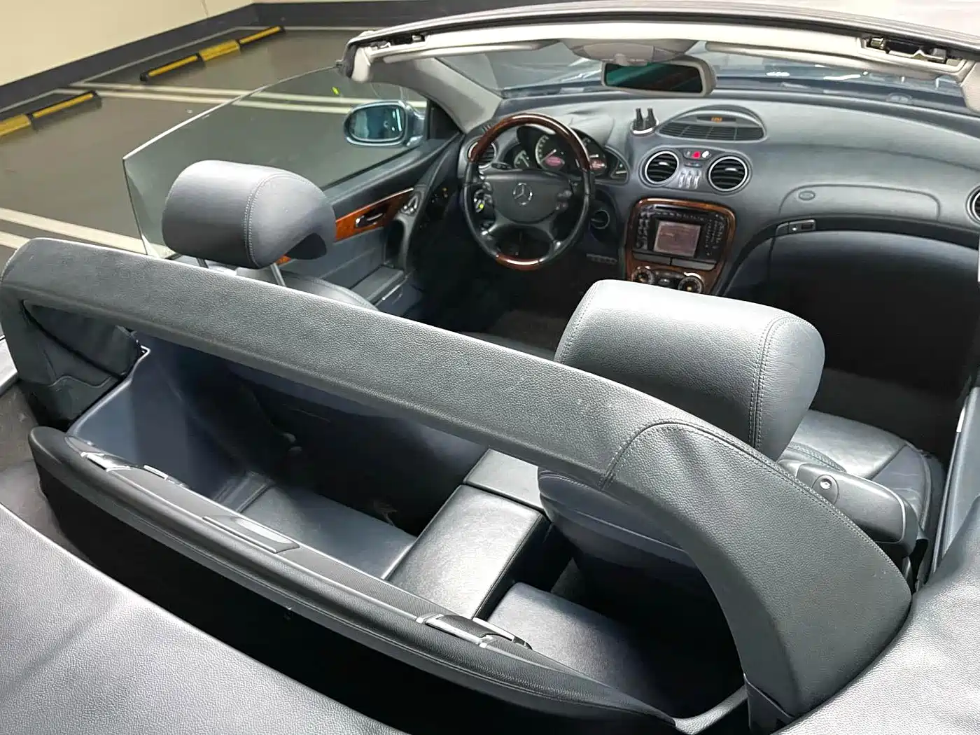 Mercedes-Benz SL-Class 2003 2004 SL 500