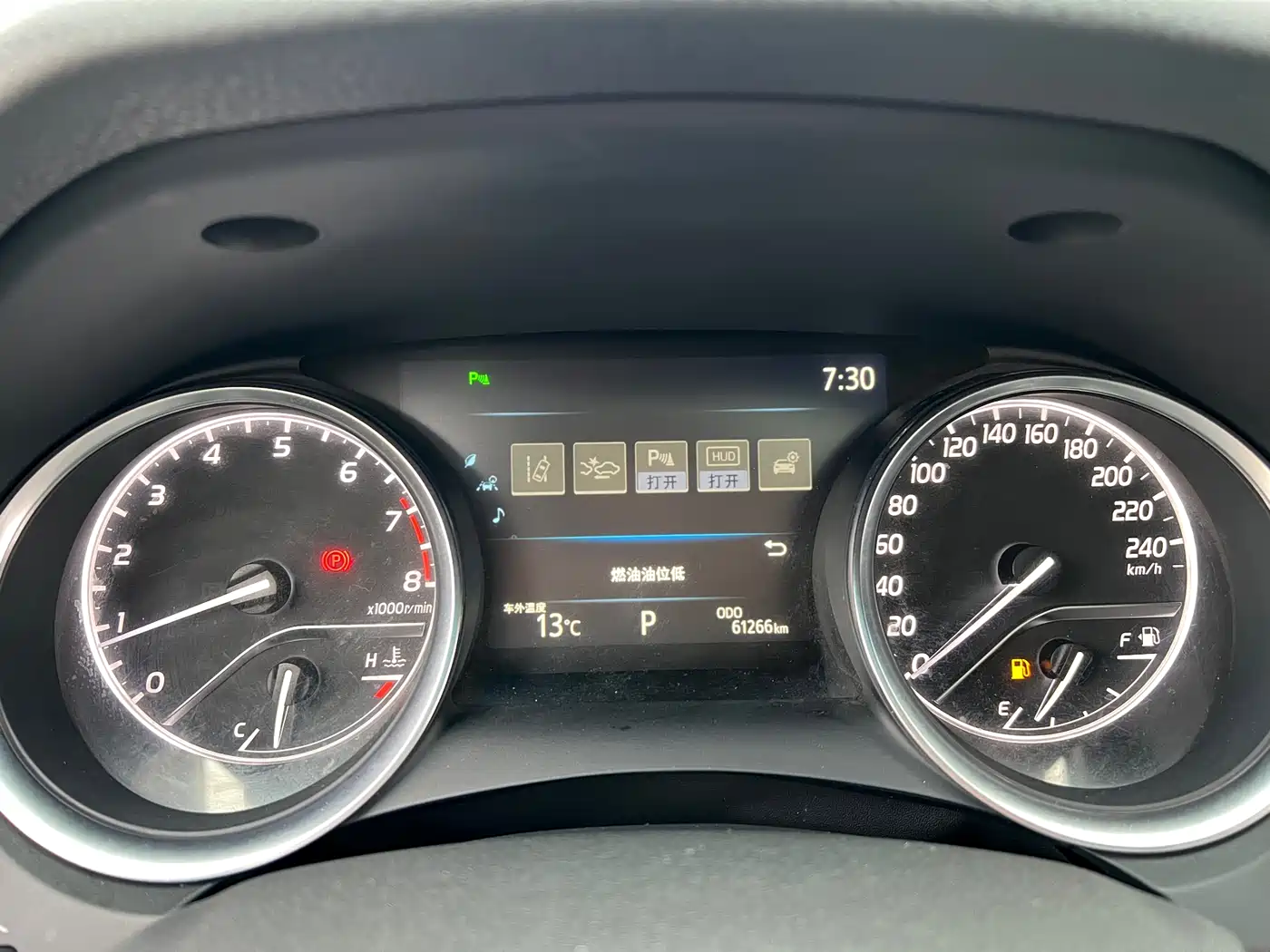 Toyota Camry 2019 Facelift 2.0G Luxury Edition фото 4