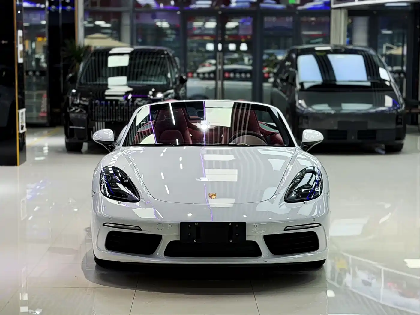 Porsche 718 2020 Boxster 2.0T фото 2