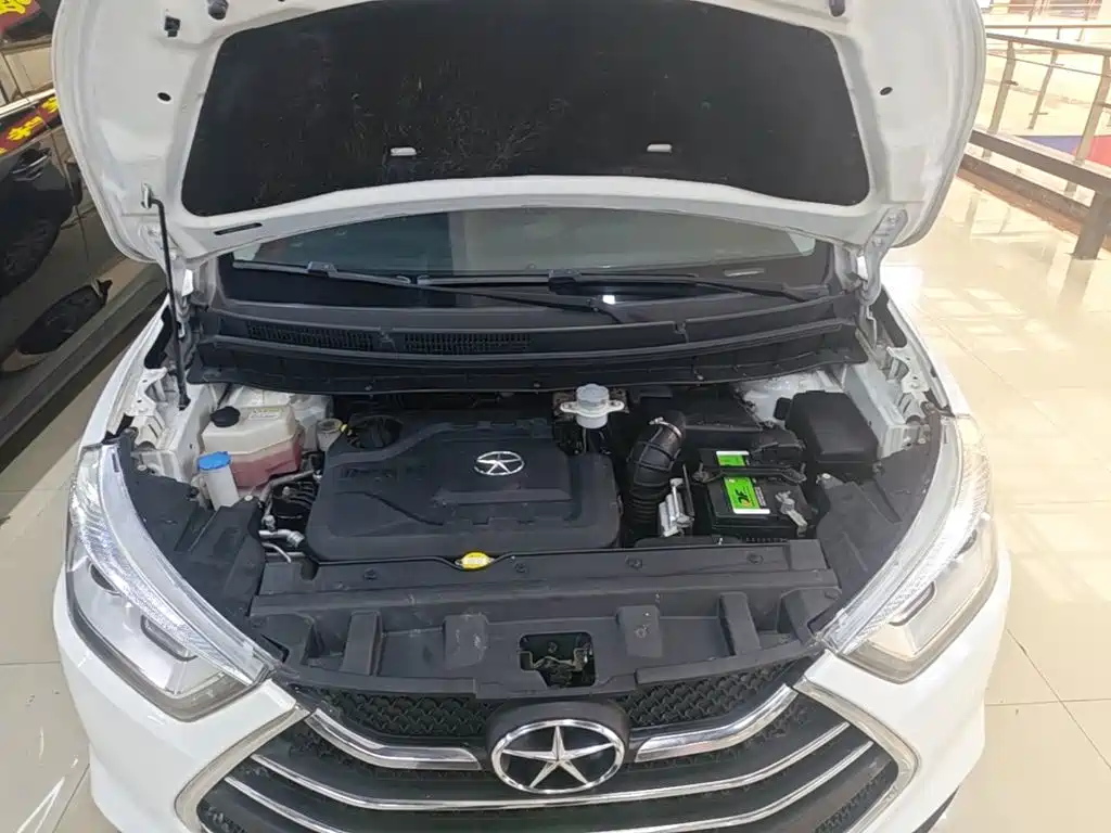 Фото 20 - JAC Refine S3