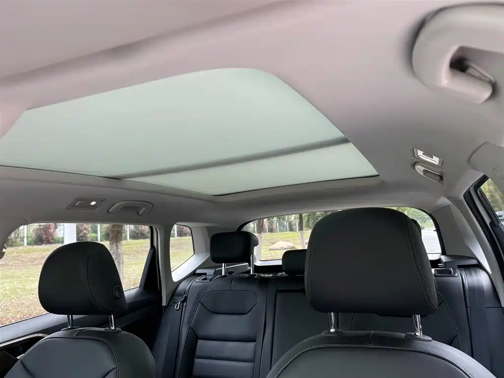 Volkswagen Tharu 2021 Model 280TSI 2WD Comfort Edition фото 11
