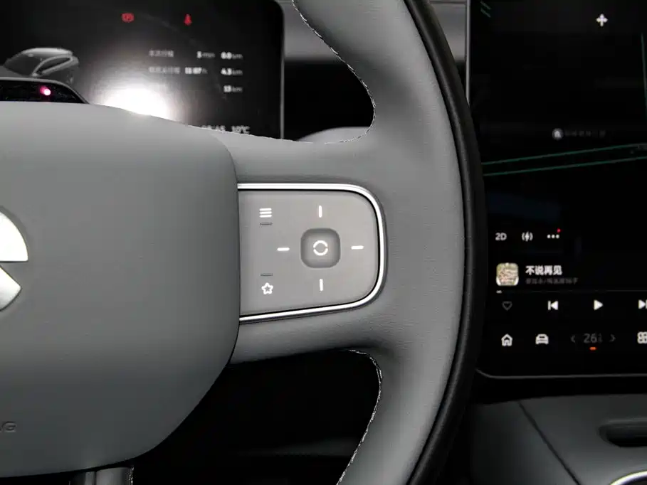 Фото 31 - NIO ET5T