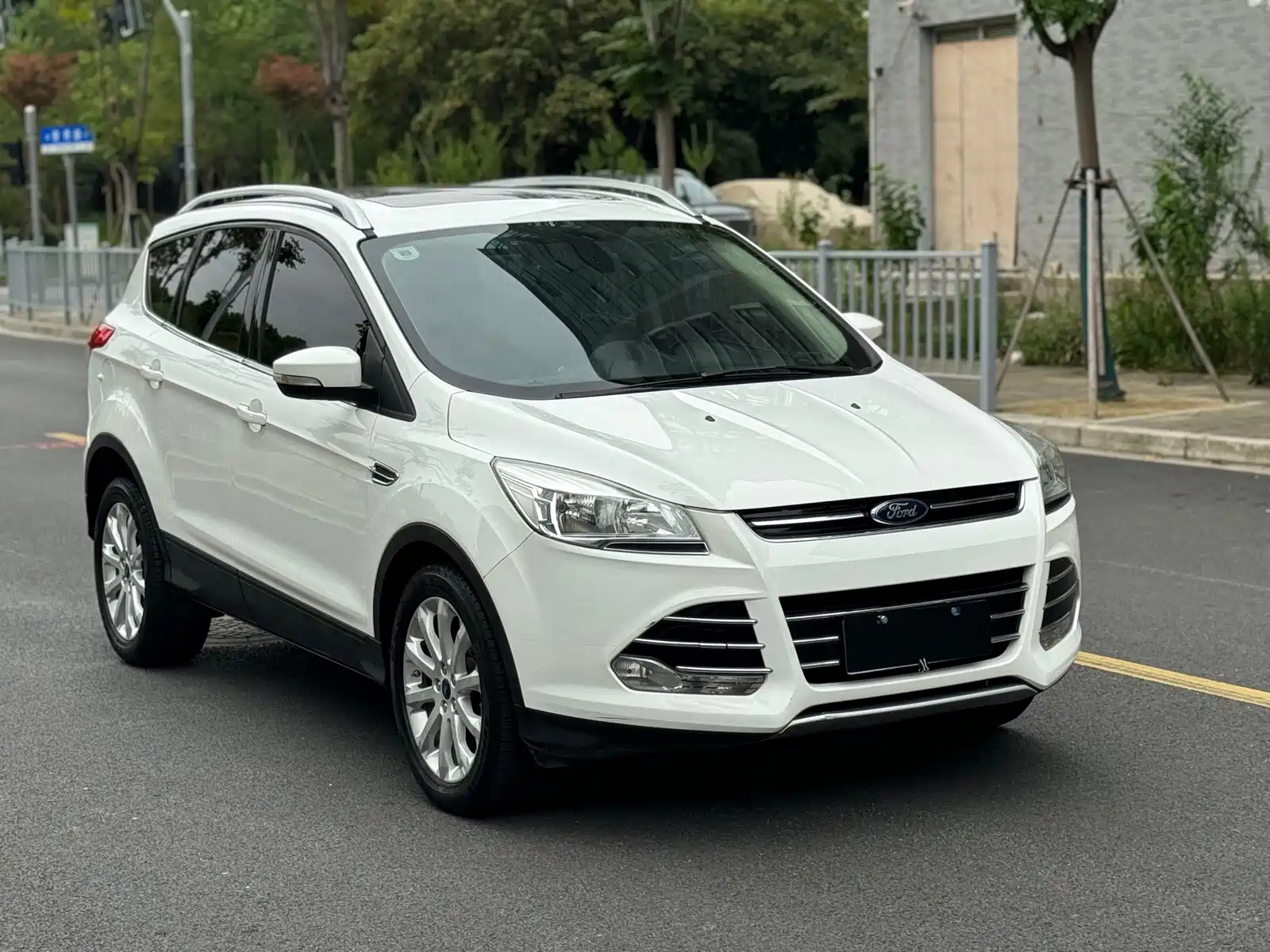 Photo 3 - Ford Kuga