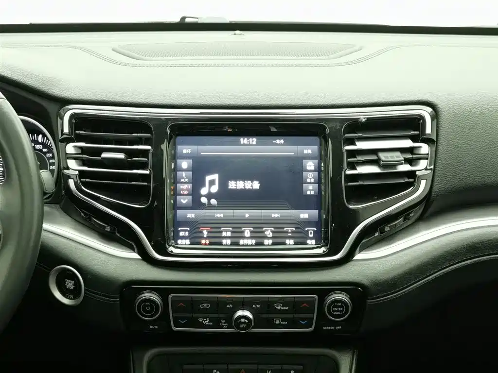 JEEP GRAND COMMANDER