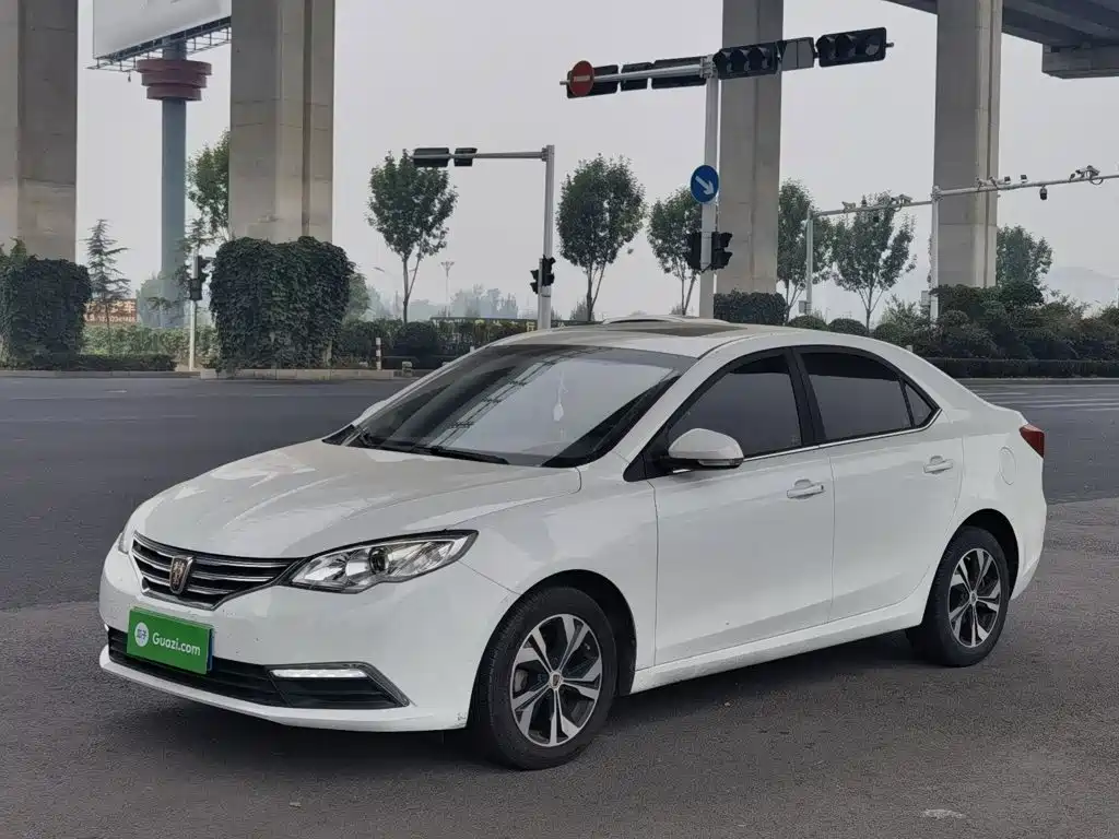 Фото 1 - Roewe 360