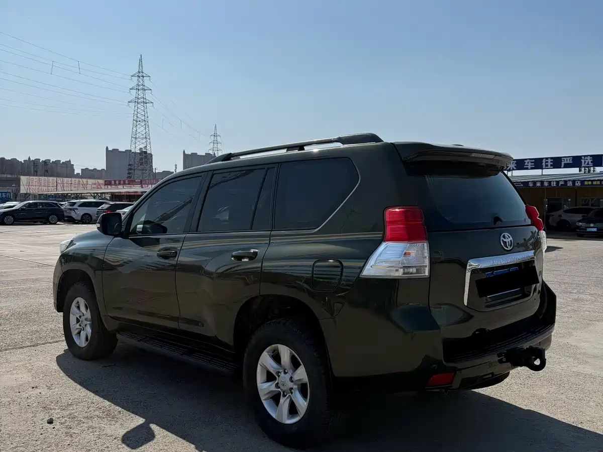Toyota Prado (Import) 2010 2.7L Auto Luxury фото 8